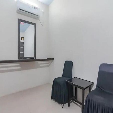 Tw Penginapan Syariah Hotel Cianjur Exterior photo