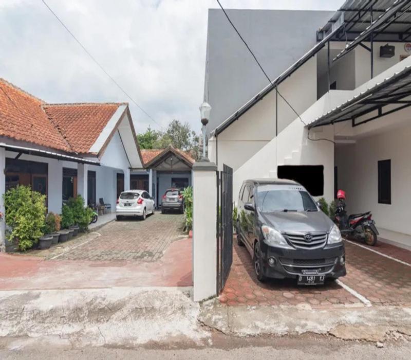 Tw Penginapan Syariah Hotel Cianjur Exterior photo